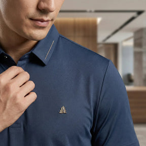 [Leve 5, Pague Só 3] Camisa Polo Vantum Masculina em Poliéster Performance e Elastano com Emblema Metálico de Pinheiro + BRINDES